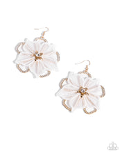 Load image into Gallery viewer, Paparazzi Accessories - Refined Recognition - Gold