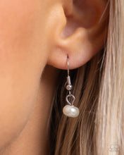 Load image into Gallery viewer, Paparazzi Accessories - Modest Malibu - Silver