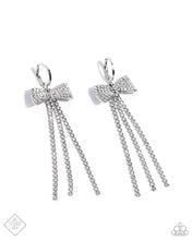 Load image into Gallery viewer, Paparazzi Accessories - Dashing Daydream - White