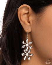 Load image into Gallery viewer, Paparazzi Accessories - Fabulous Florals - White