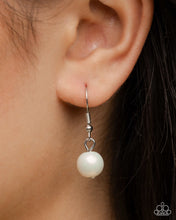 Load image into Gallery viewer, Paparazzi Accessories - Complete Look - Pearl Platoon - Pink