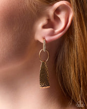 Load image into Gallery viewer, Paparazzi Accessories - Chic Contrast - Gold