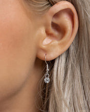 Load image into Gallery viewer, Paparazzi Accessories - Complete Look - Malibu March - Green