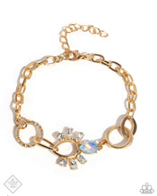 Load image into Gallery viewer, Paparazzi Accessories - Heirloom Haul - Multi