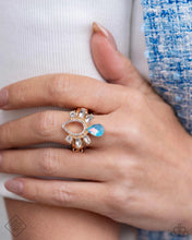 Load image into Gallery viewer, Paparazzi Accessories - Heirloom Heaven - Gold