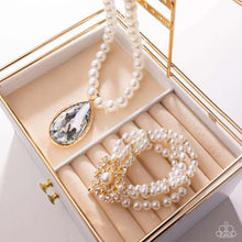 Load image into Gallery viewer, Paparazzi Accessories - Fiercely 5th Avenue - Complete Trend Blend
