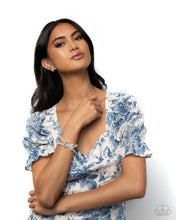 Load image into Gallery viewer, Paparazzi Accessories - Complete Look - White