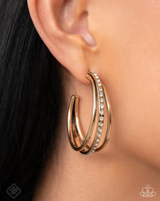 Load image into Gallery viewer, Paparazzi Accessories - Commanding Culture - Gold