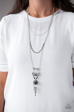 Load image into Gallery viewer, Paparazzi Accessories - Wildland Wonderland - Black