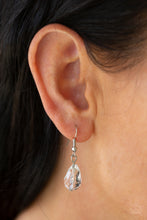 Load image into Gallery viewer, Paparazzi - Beach Buzz - White