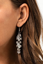 Load image into Gallery viewer, Paparazzi Accessories - Sociable