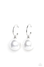 Load image into Gallery viewer, Paparazzi Accessories - PEARL of My Eye - White