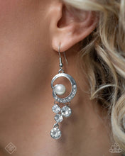 Load image into Gallery viewer, Paparazzi Accessories - Fiercely 5th Avenue - Complete Trend Blend
