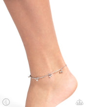 Load image into Gallery viewer, Paparazzi Accessories - A SMILE A Minute - Silver
