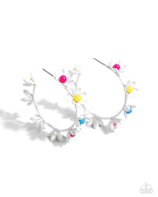 Load image into Gallery viewer, Paparazzi Accessories - Flower Vine - Multi
