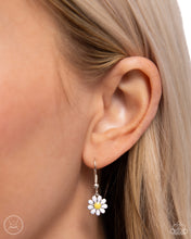 Load image into Gallery viewer, Paparazzi Accessories - Floral Falsetto - White
