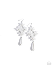 Load image into Gallery viewer, Paparazzi Accessories - Vintage Veining - White
