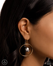 Load image into Gallery viewer, Paparazzi Accessories - Boldly Balanced - Multi

