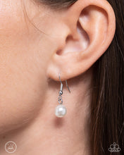 Load image into Gallery viewer, Paparazzi Accessories - Classy Collectable - Black
