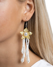 Load image into Gallery viewer, Paparazzi Accessories - Prom Personality - Yellow
