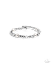 Load image into Gallery viewer, Paparazzi Accessories - Ladylike Leader - White
