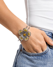Load image into Gallery viewer, Paparazzi Accessories - Bedazzled Bloom - Yellow
