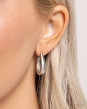 Load image into Gallery viewer, Paparazzi Accessories - Limitless Leader - Silver
