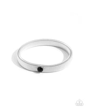 Load image into Gallery viewer, Paparazzi Accessories - Surprising Solo - Black
