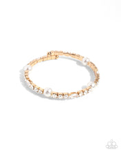 Load image into Gallery viewer, Paparazzi Accessories - Ladylike Leader - Gold
