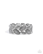 Load image into Gallery viewer, Paparazzi Accessories - Riding the Clutch - Silver
