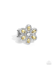 Load image into Gallery viewer, Paparazzi Accessories - Petaled Promenade - Yellow
