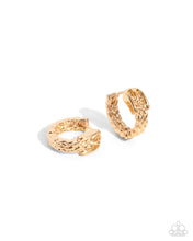 Load image into Gallery viewer, Paparazzi Accessories - Off the Beaten Track - Gold
