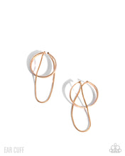 Load image into Gallery viewer, Paparazzi Accessories - Boston Babe - Gold
