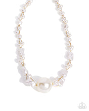 Load image into Gallery viewer, Paparazzi Accessories - Complete Look - Wiry Waymaker - Gold
