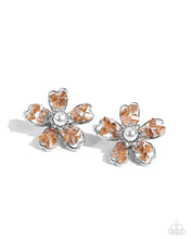 Load image into Gallery viewer, Paparazzi Accessories - Complete Look - Brown
