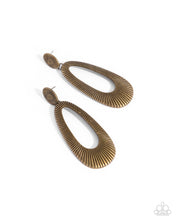 Load image into Gallery viewer, Paparazzi Accessories - Princess Potential - Brass
