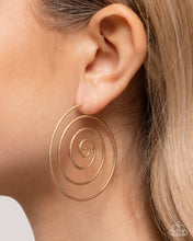 Load image into Gallery viewer, Paparazzi Accessories - Seize the Spiral - Gold
