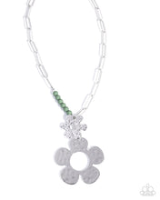 Load image into Gallery viewer, Paparazzi Accessories - Seeing FLORAL - Green

