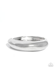 Load image into Gallery viewer, Paparazzi Accessories - Sleek Sojourn - Silver
