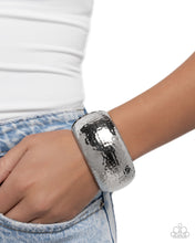 Load image into Gallery viewer, Paparazzi Accessories - Hammered Hassle - Silver
