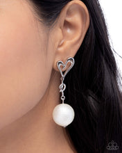Load image into Gallery viewer, Paparazzi Accessories - Sweetheart Sphere - White
