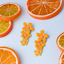 Load image into Gallery viewer, Paparazzi Accessories - Crack of BLOOM - Orange
