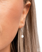 Load image into Gallery viewer, Eloquent Emeralds - Blue
