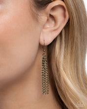 Load image into Gallery viewer, Paparazzi Accessories - Leafy Legend - Brass

