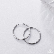 Load image into Gallery viewer, Paparazzi Accessories - Surmounting Sheen - Silver
