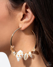 Load image into Gallery viewer, Paparazzi Accessories - Seashell Sonnet - Gold

