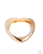 Load image into Gallery viewer, Paparazzi Accessories - Metallic Matchmaker - Gold
