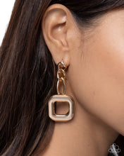 Load image into Gallery viewer, Paparazzi Accessories - Memorable Maven - Gold
