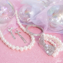 Load image into Gallery viewer, Paparazzi Accessories - Fiercely 5th Avenue - Complete Trend Blend
