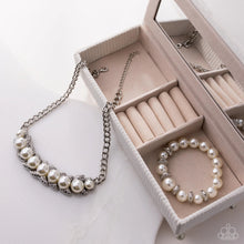 Load image into Gallery viewer, Paparazzi Accessories - Fiercely 5th Avenue - Complete Trend Blend
